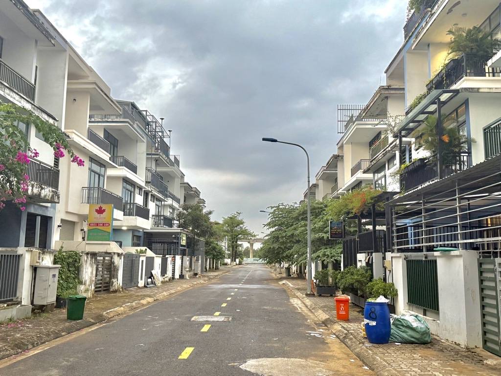 BÁN BIỆT THỰ KHU ĐÁNG SỐNG CỰC CHILL - KHU ĐÔNG TĂNG LONG.Q9 - CHỈ 14.5 TỶ